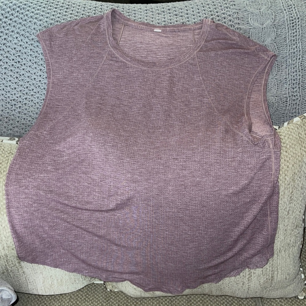 Lululemon muscle tee